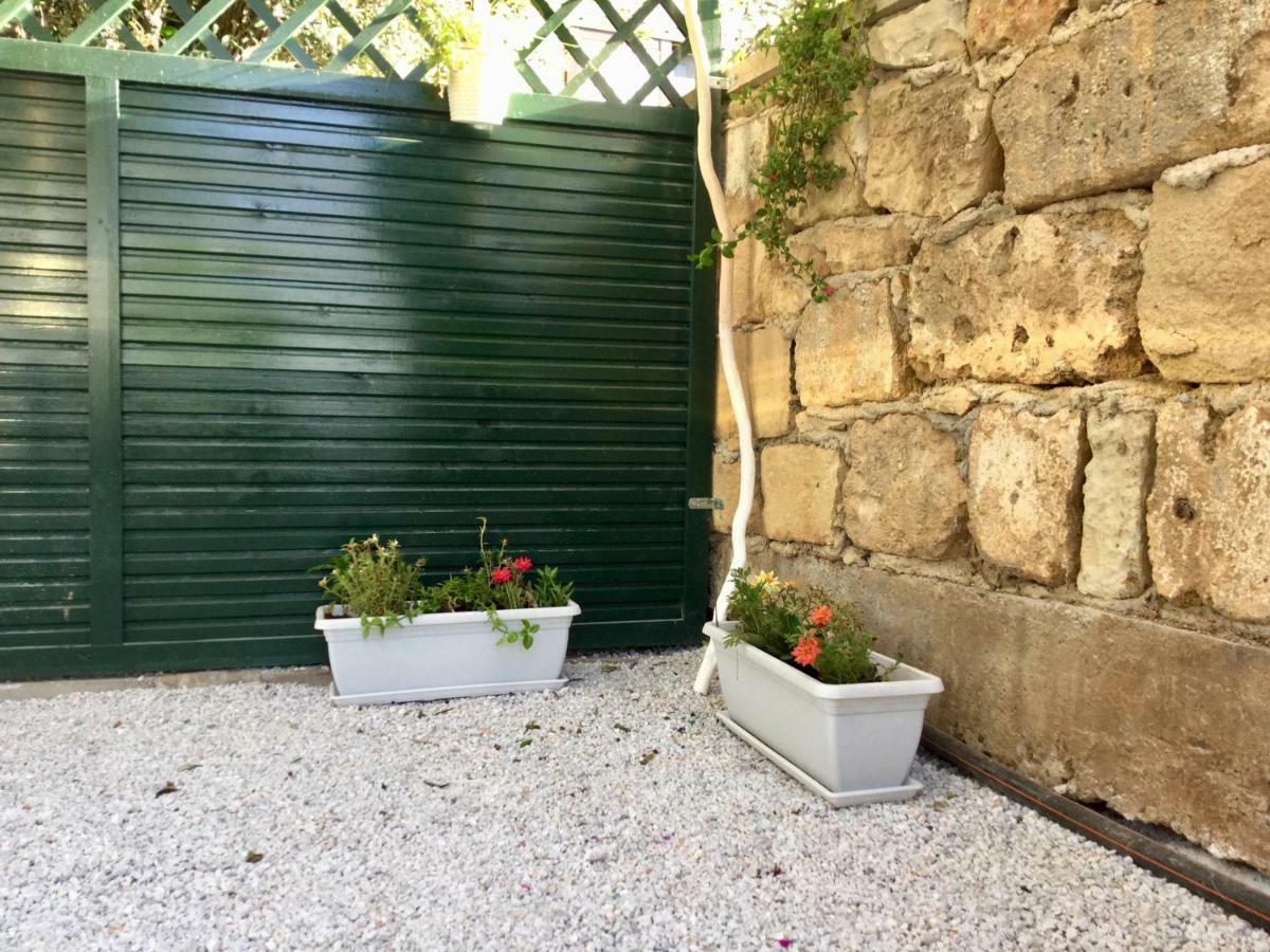 Chez Athena/ Vacation Home For 6 In Chania 塔伦蒂斯 外观 照片